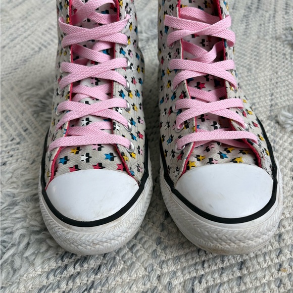 Converse - Picture 6 of 8